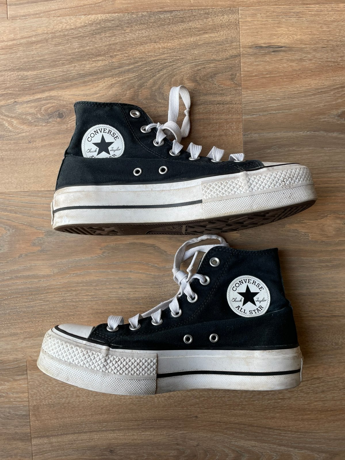 Hoge converse x chuck taylor maat 38 zwart wit, Wit, Ophalen of Verzenden, Sneakers of Gympen, Zo goed als nieuw
