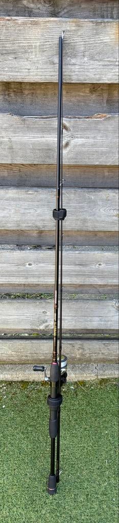 Hengel met molen - Shimano 2500FB - 2.45m, 10-30g, Ophalen, Zo goed als nieuw