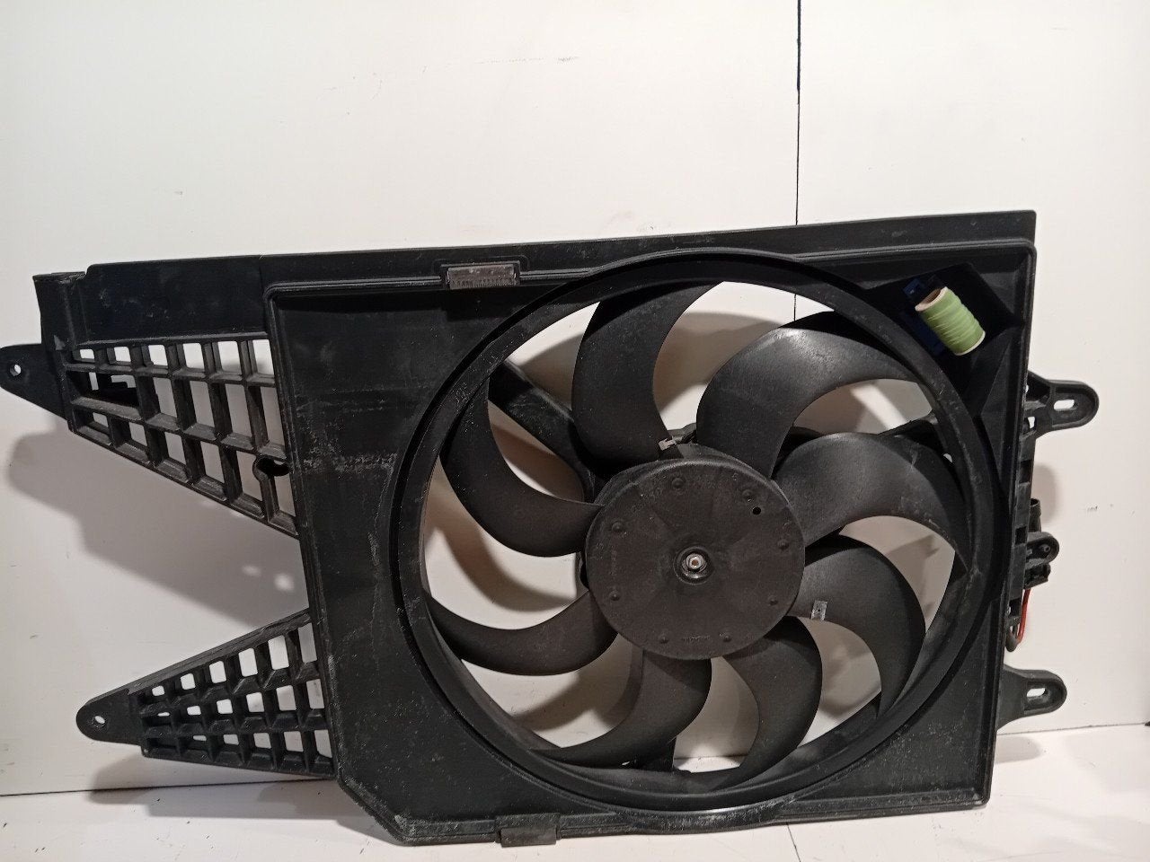 Koelventilator Fiat 500, Onderdelen@venauto.nl, Van der Ven Autorecycling B.V., Gebruikt, Ettenseweg 76, 4706 PB Roosendaal, The Netherlands