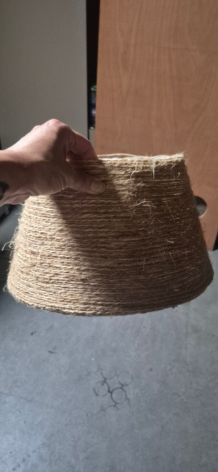 Lampenkap van touw, ongeveer 30 cm breed, Huis en Inrichting, Lampen | Lampenkappen, Ophalen, Gebruikt, Bruin, Rond