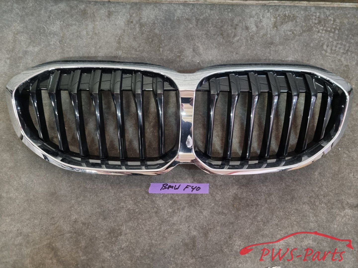BMW F40 1-SERIE GRILL ORIGINEEL, Auto-onderdelen, Overige Auto-onderdelen, Gebruikt, -, -, Ophalen of Verzenden