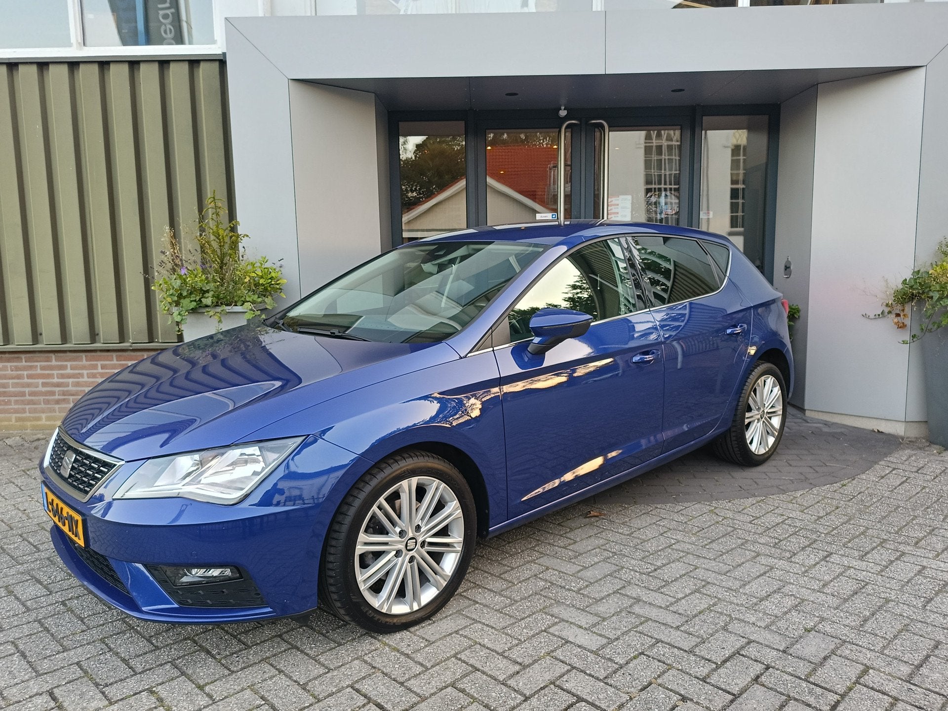 SEAT Leon 1.5 TSI Style Business Intense | Airco | Navigatie, Auto's, Voorwielaandrijving, Euro 6, 4 cilinders, 150 pk