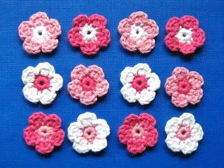 12 gehaakte bloemetjes (fuchsia/roze/wit), Ophalen of Verzenden, Nieuw, Lint, Band of Elastiek