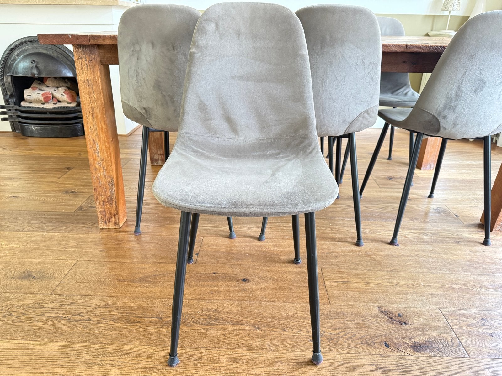 Set van 6 Velours / fluweel taupe eetkamerstoelen, vtwonen, Ophalen, Gebruikt, Metaal, Grijs