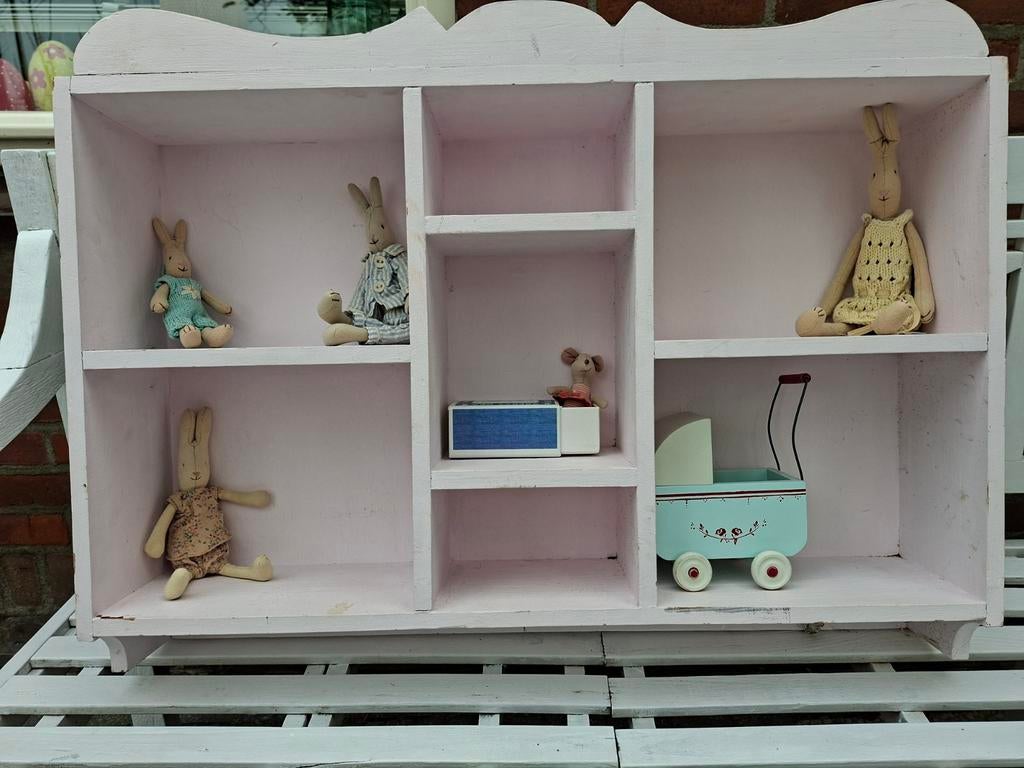Roze wandrek met vakken, Huis en Inrichting, Ophalen of Verzenden