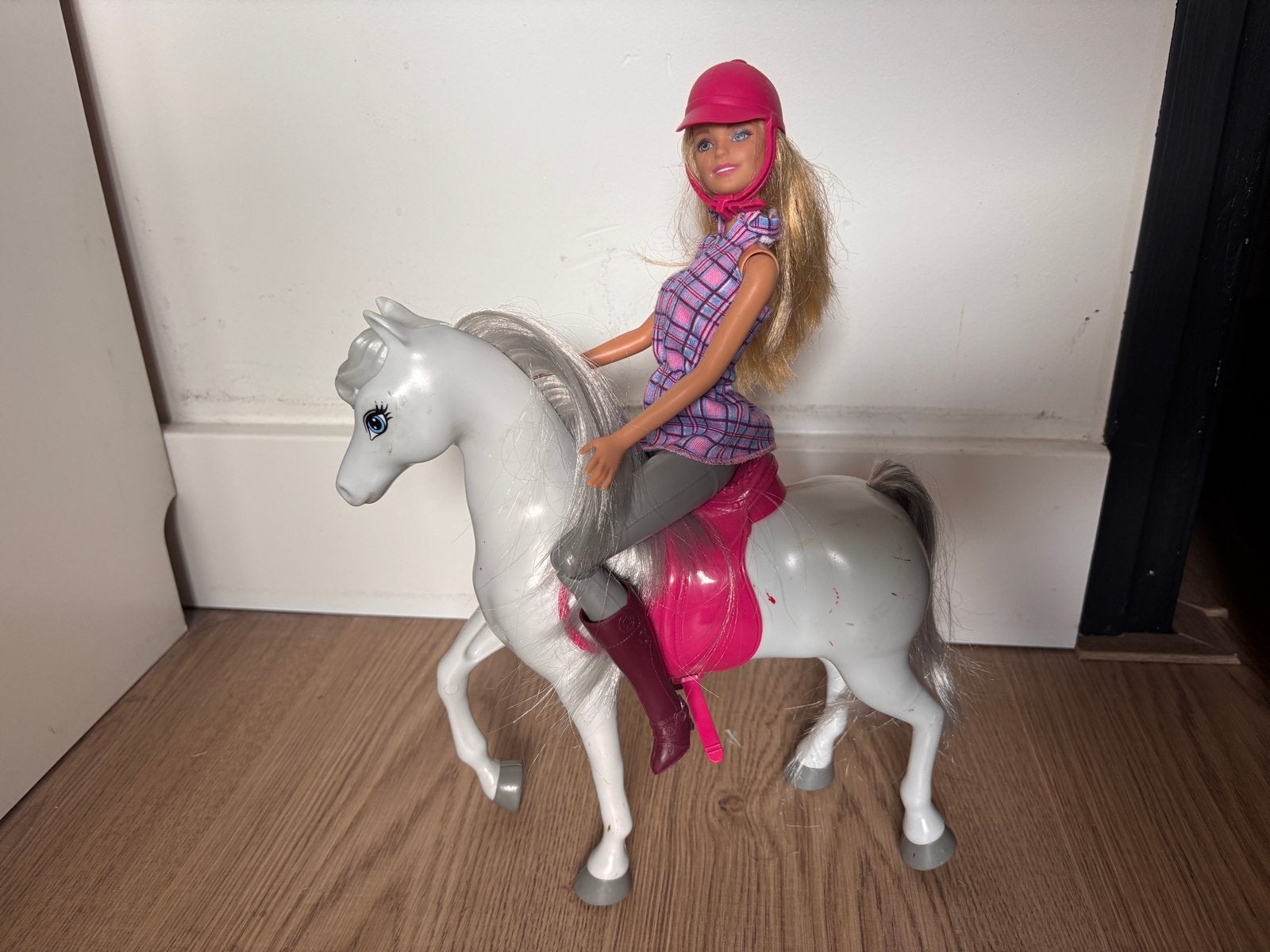 Barbie met paard, Ophalen of Verzenden, Gebruikt, Barbie