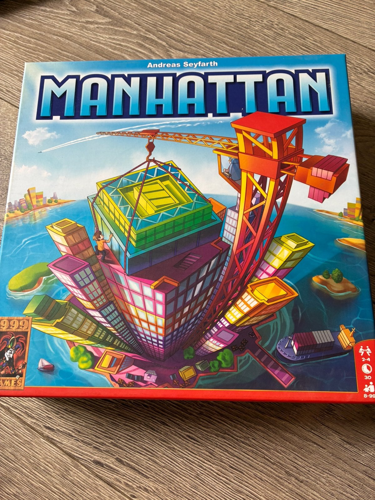 Manhattan, Ophalen of Verzenden, Zo goed als nieuw