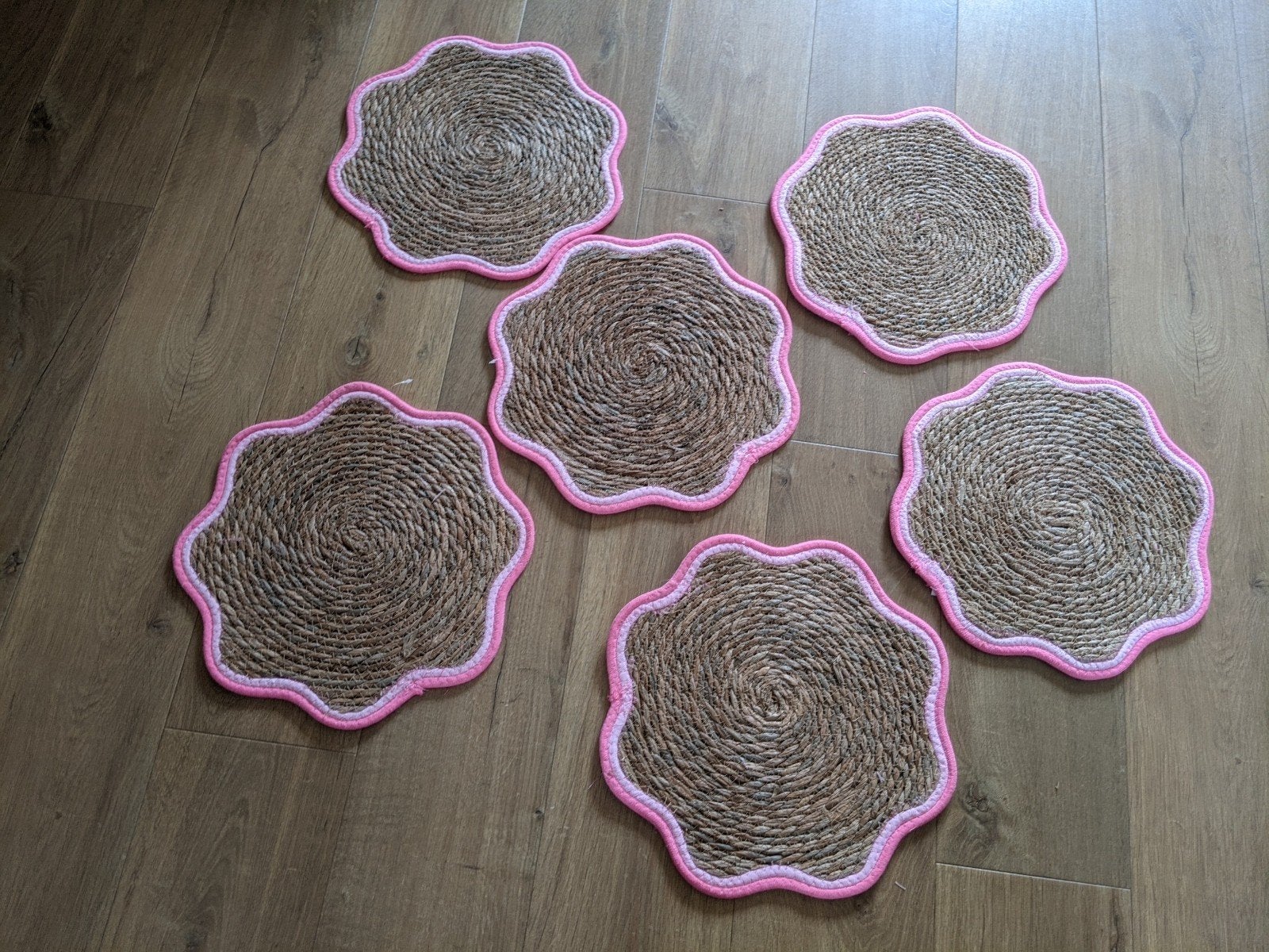 NIEUW - jute placemats 6x met roze randje, Ophalen of Verzenden, Nieuw, Bord