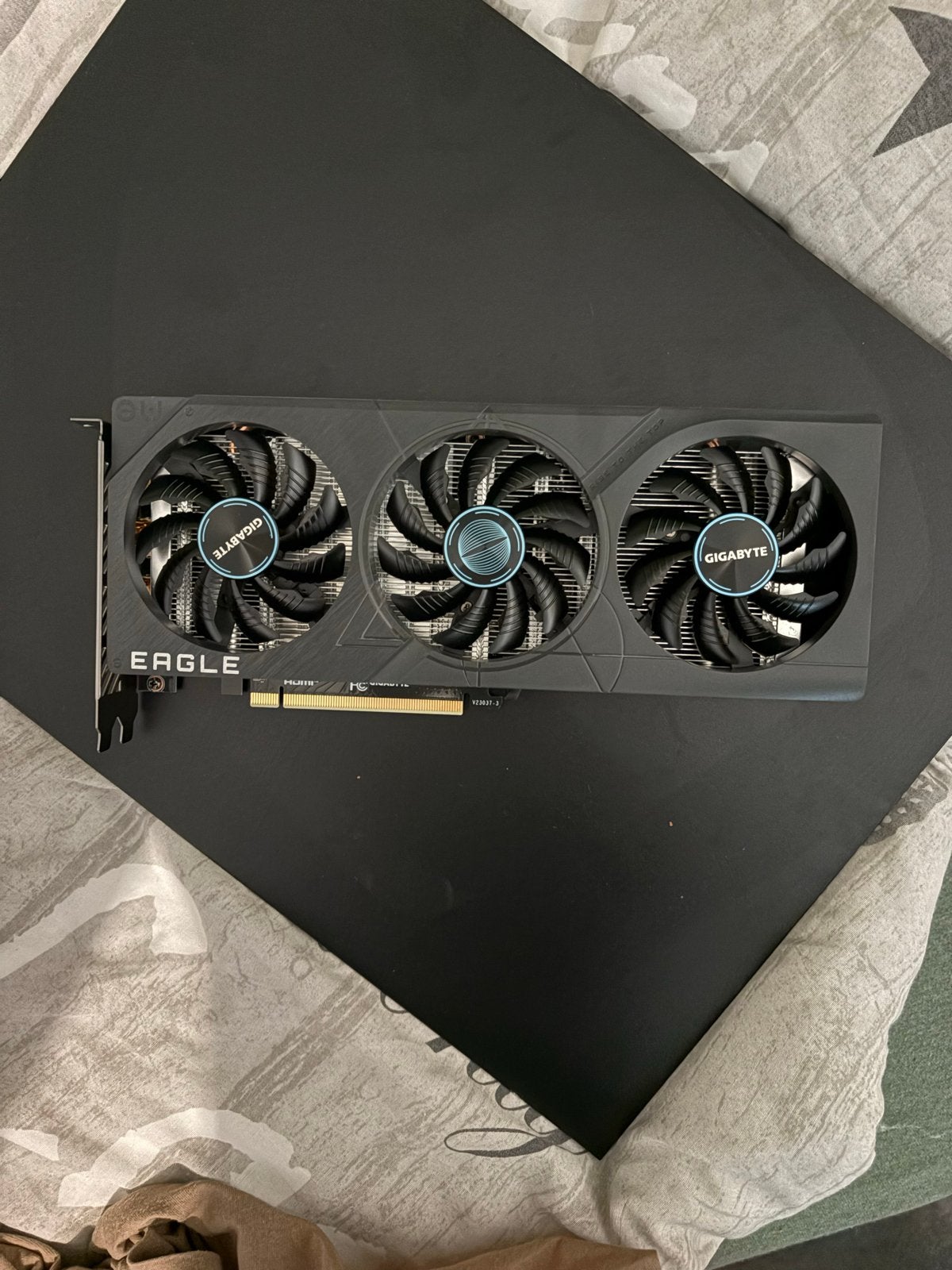 Gigabyte GeForce RTX 4060, Computers en Software, Videokaarten, Ophalen, HDMI, GDDR6, PCI-Express 4