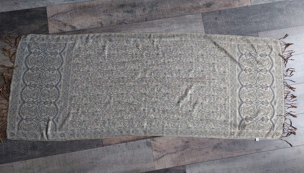 Sjaal / Omslagdoek goud print en aardetinten 176x70 cm, Ophalen of Verzenden, Zo goed als nieuw, Maat 46/48 (XL) of groter, Sjaal