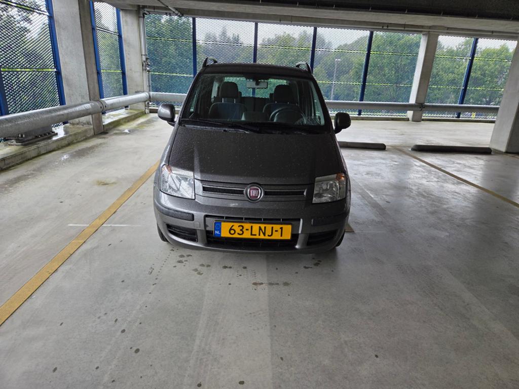 Fiat Panda 1.2 2010 Grijs, Stof, 1242 cc, Origineel Nederlands, Metallic lak