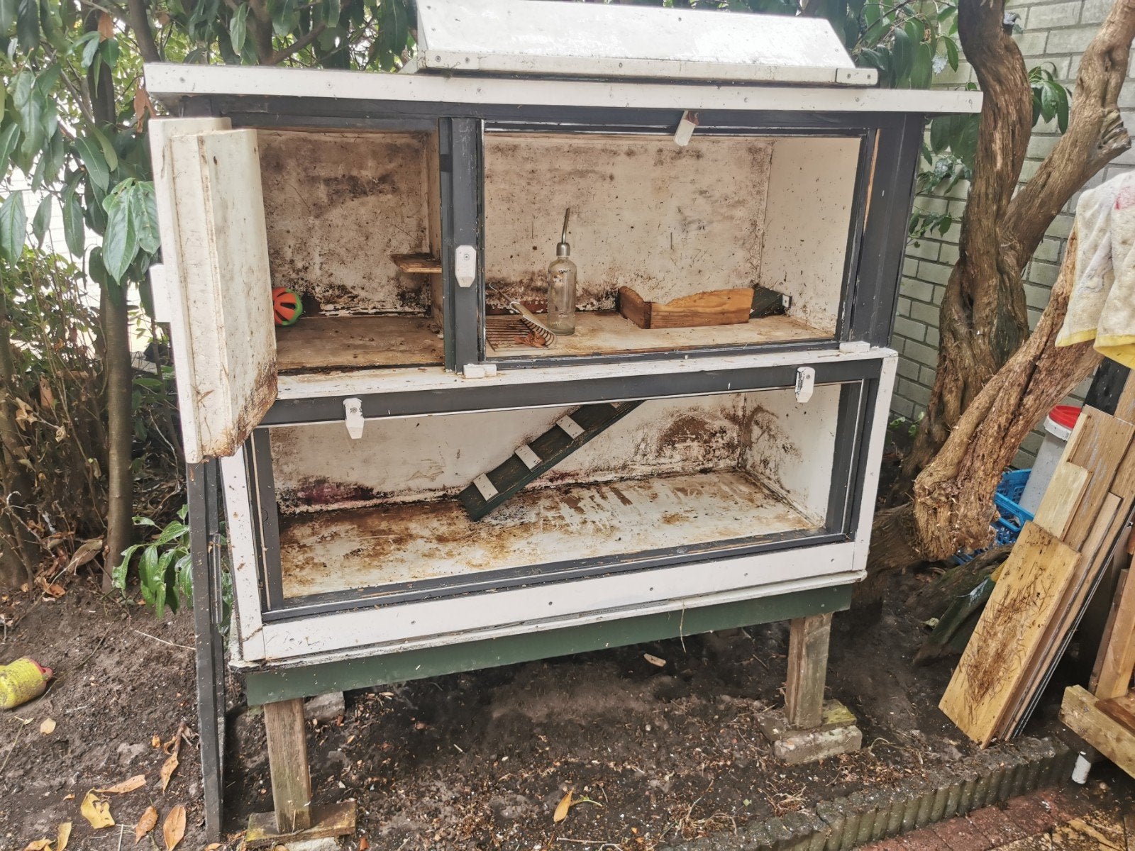 Een geïsoleerd huisje voor een cavia of konijn., Dieren en Toebehoren, Ophalen, 90 cm of meer, Konijn, Hok