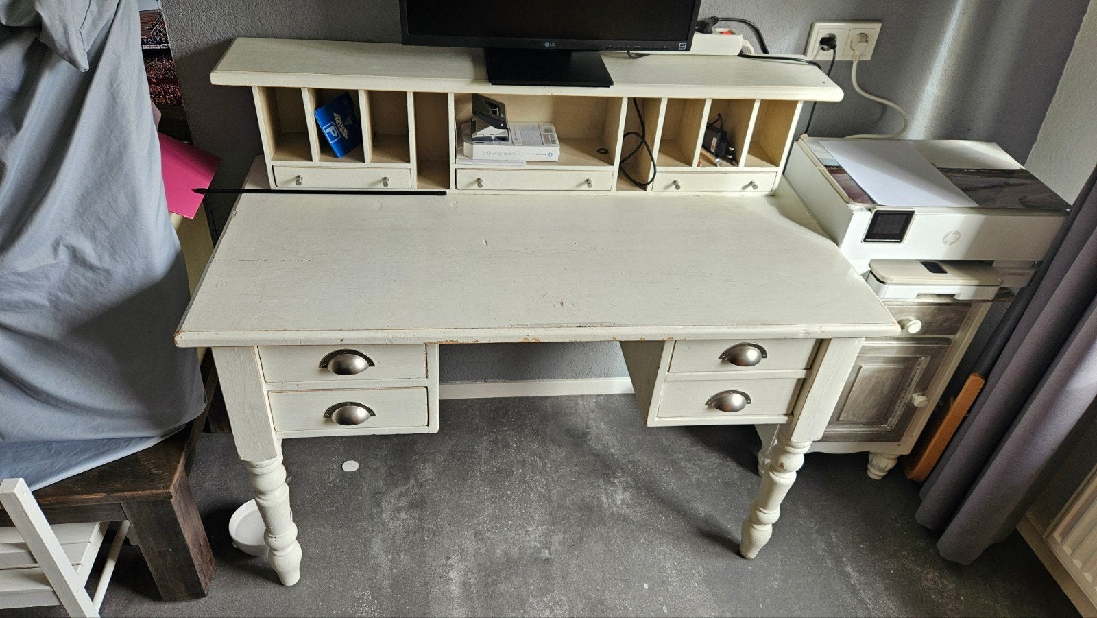 Vintage wit bureau met opzetstuk en lades, Ophalen, Gebruikt, Hout, Secretaire