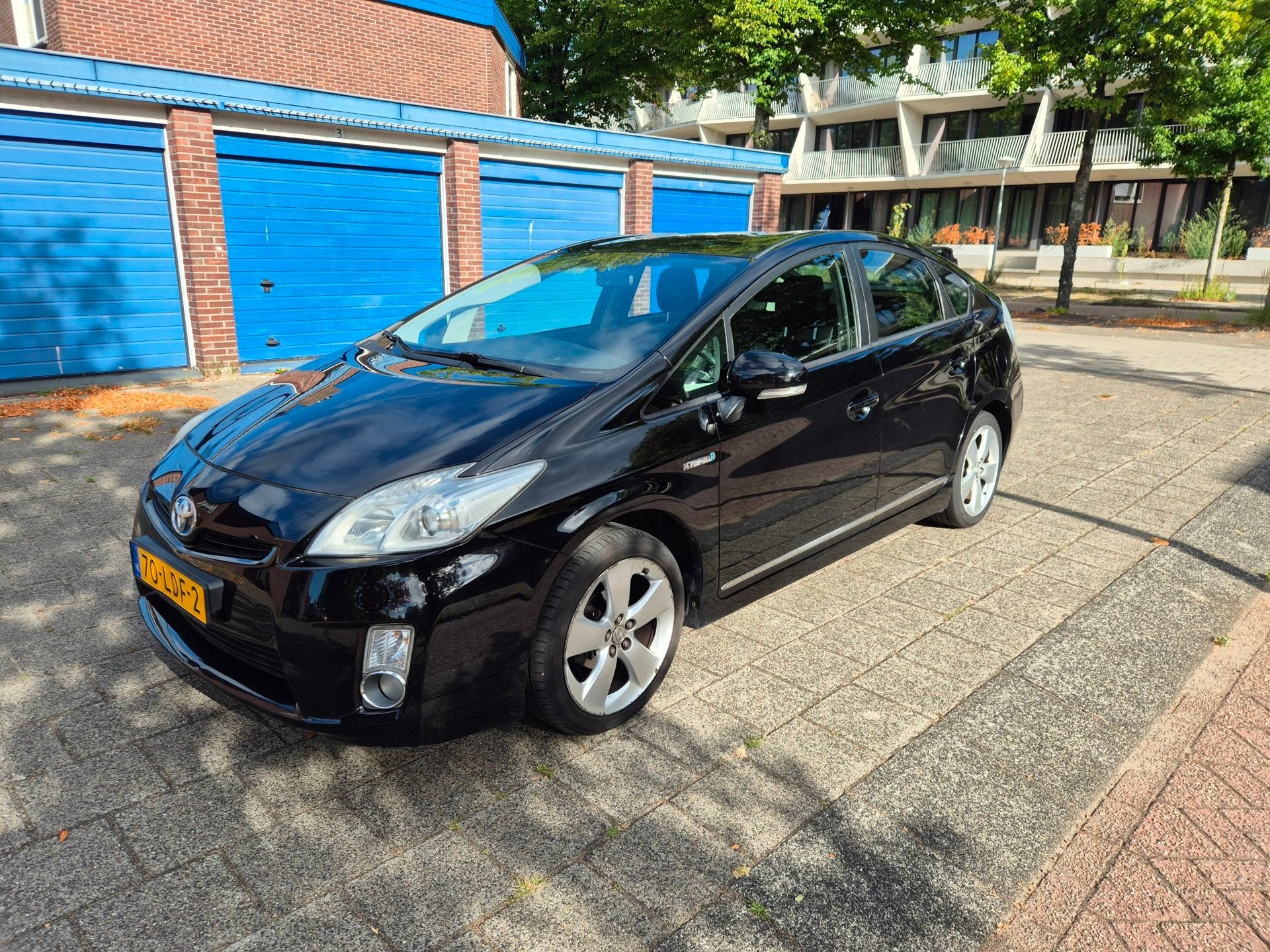 Toyota Prius 1.8 Dynamic NW APK Leder Cruise, Auto's, Toyota, Gebruikt, Zwart, 4 cilinders, Zwart