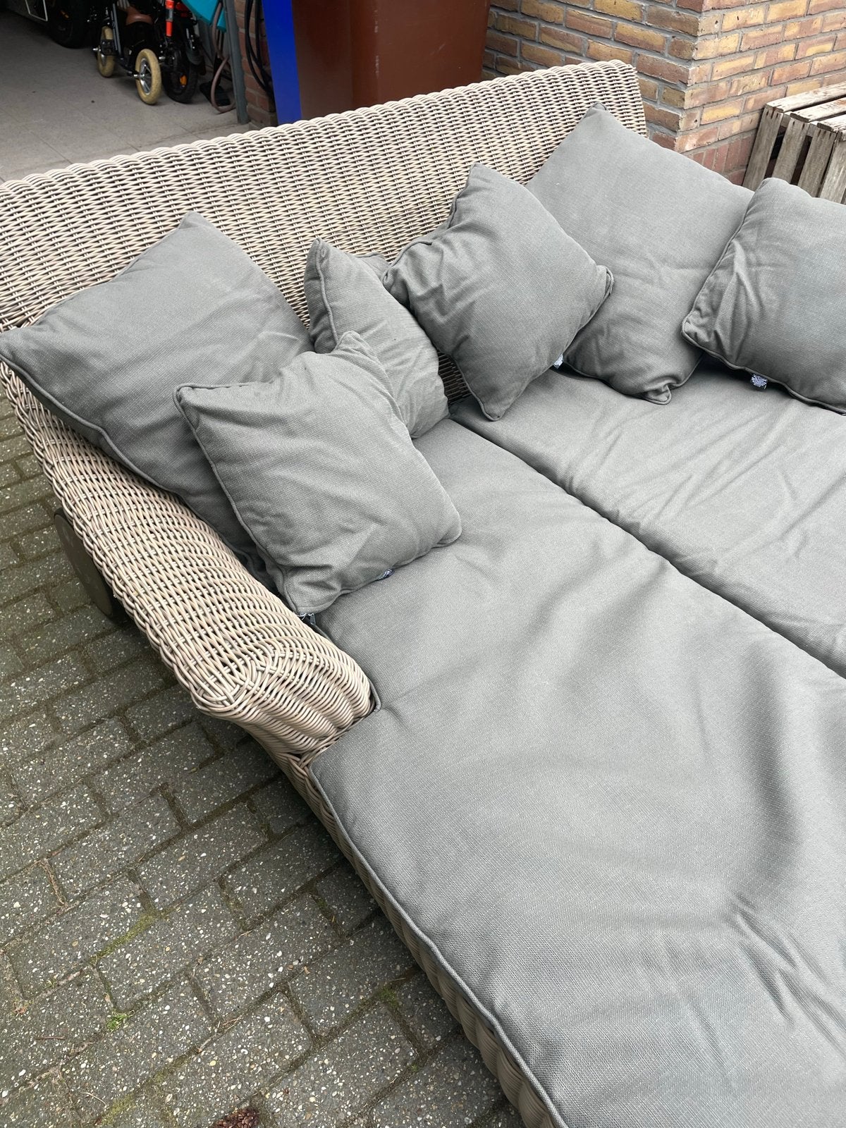 Wicker Loungeset ligbed loungebed met Kussens, Tuin en Terras, Zo goed als nieuw, Loungeset, Wicker, Bank