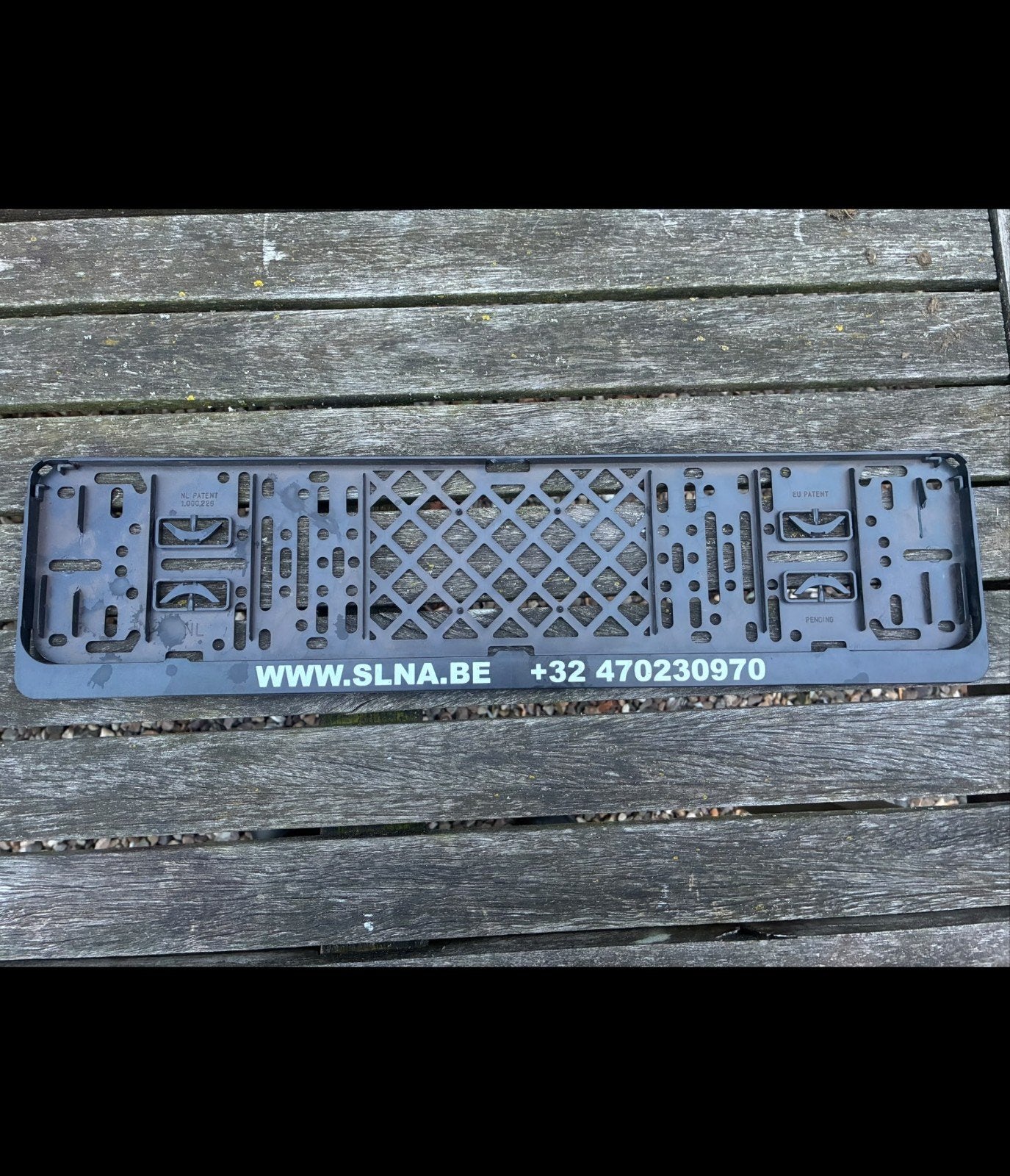 auto-accessoires: kentekenplaathouder, stekkers, logo, Ophalen of Verzenden, Gebruikt