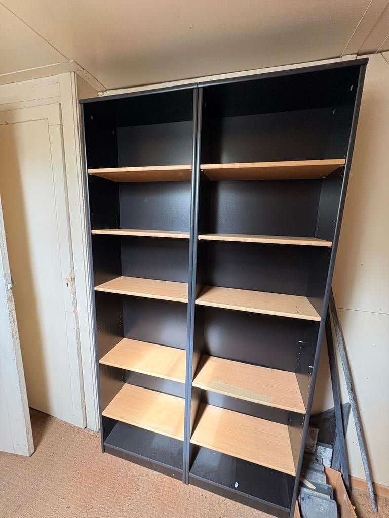 Twee stevige boekenkasten met verstelbare planken, Huis en Inrichting, Kasten | Boekenkasten, Ophalen, Met plank(en), Gebruikt