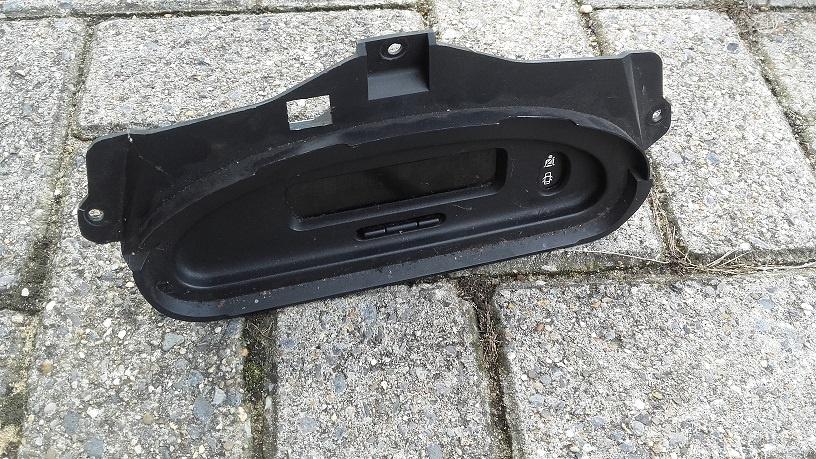 Display in dashbord Megane Coupe 2001, Ophalen of Verzenden
