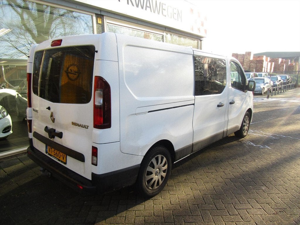 Renault Trafic DUBB. CABINE NAVI EXPORT/HANDEL EX BTW !, Auto's, Bestelauto's, Voorwielaandrijving, Euro 5, Gebruikt, 4 cilinders