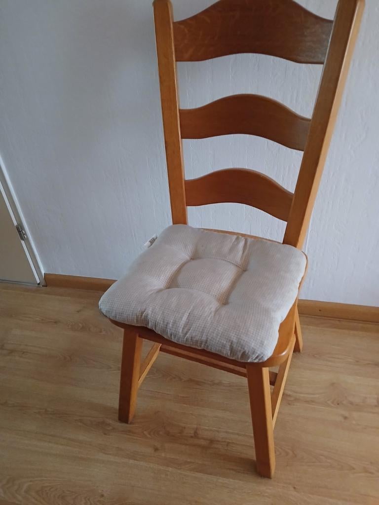 GRATIS 4  eethoekstoelen, Huis en Inrichting, Stoelen, Ophalen, Gebruikt, Overige kleuren, Degelijk