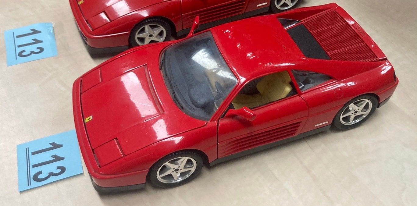 113 Ferrari 1:18  Ferrari 348 ESCALA modelauto, Ophalen of Verzenden, Zo goed als nieuw, Auto, UT Models