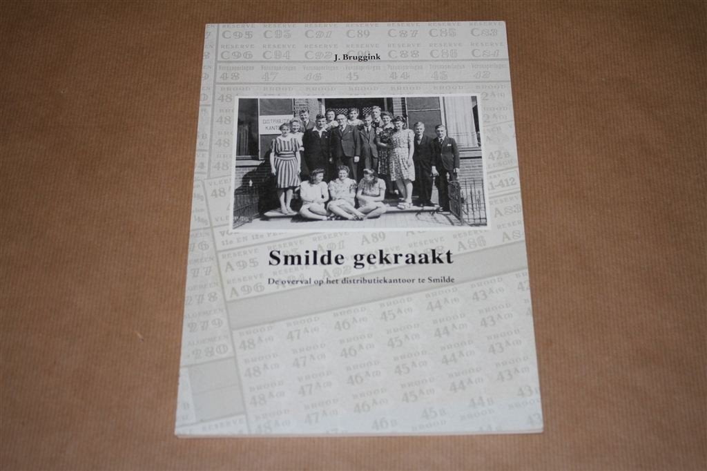 Smilde gekraakt. Overval districtiekantoor te Smilde., Ophalen of Verzenden, Nieuw