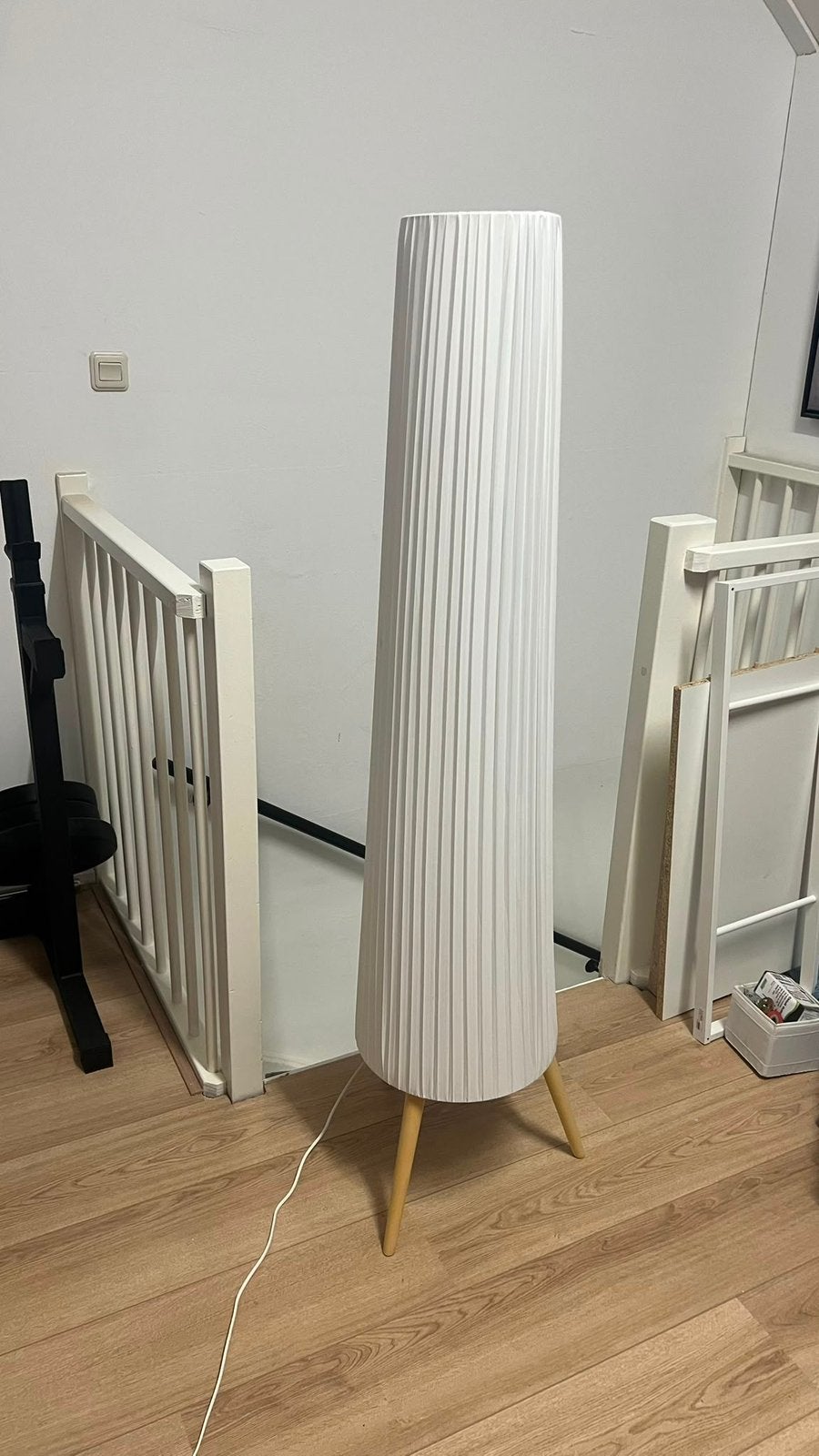 IKEA ÖKENSAND staande lamp wit, Huis en Inrichting, Ophalen, Zo goed als nieuw, 150 tot 200 cm