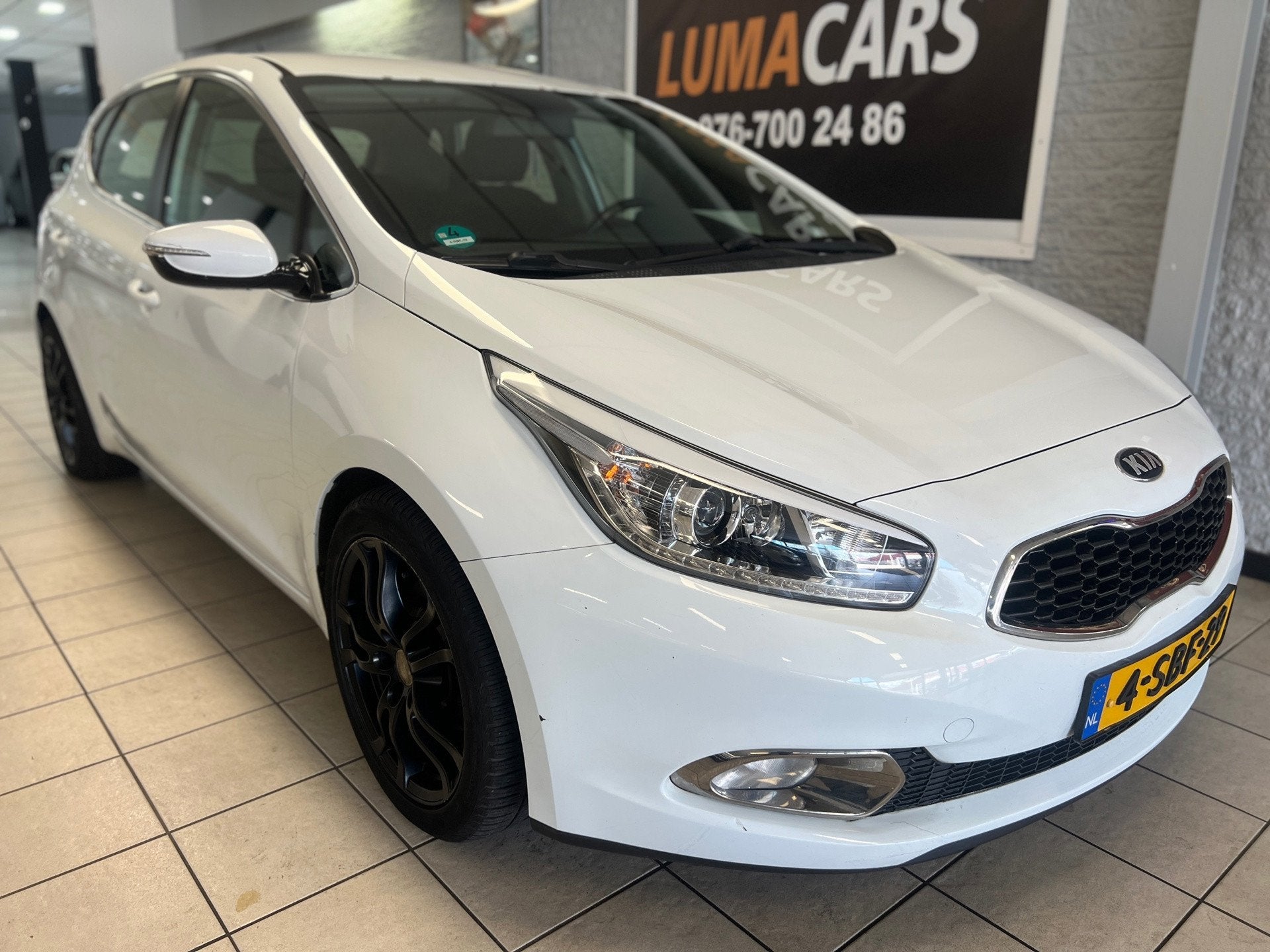 Kia Cee'd 1.6 GDI 20th Anniversary | Carplay |Cruise | 135pk, Voorwielaandrijving, Euro 5, 135 pk, Gebruikt