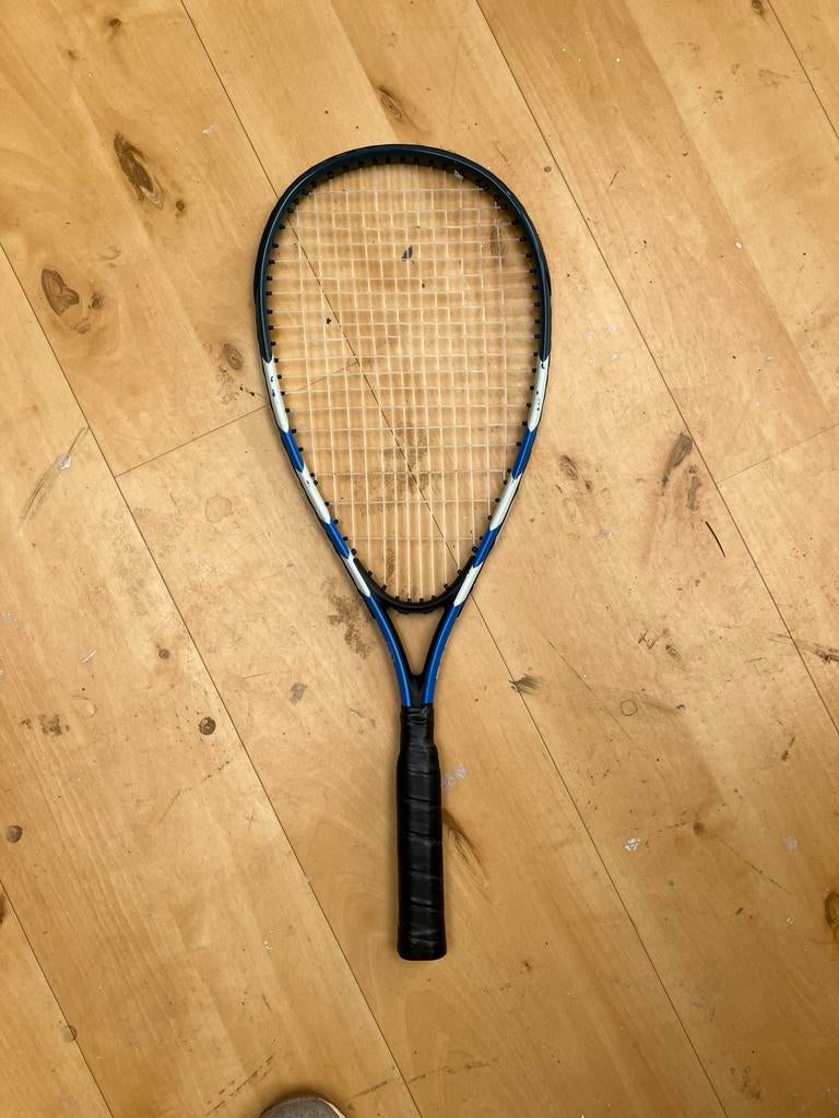 Kinder squash racket zga nieuw, Sport en Fitness, Squash, Ophalen, Zo goed als nieuw