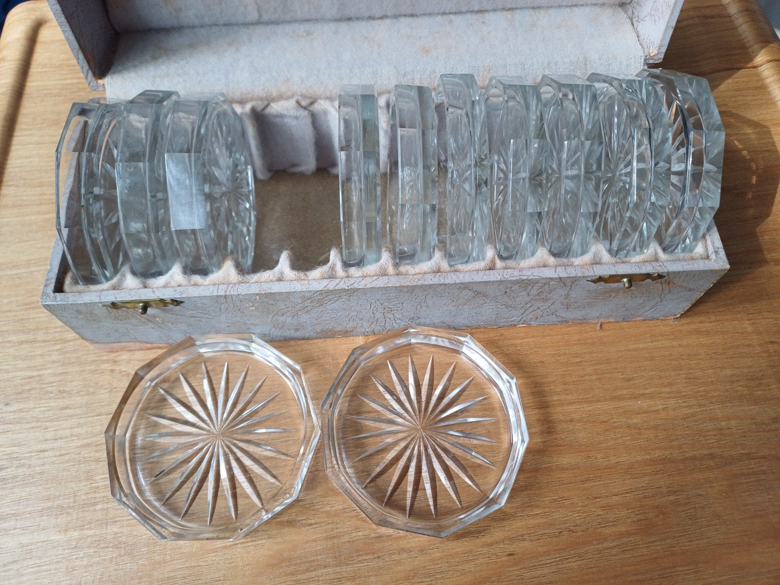 onderzetters met doosje, Huis en Inrichting, Ophalen of Verzenden, Met opbergdoos, Glas