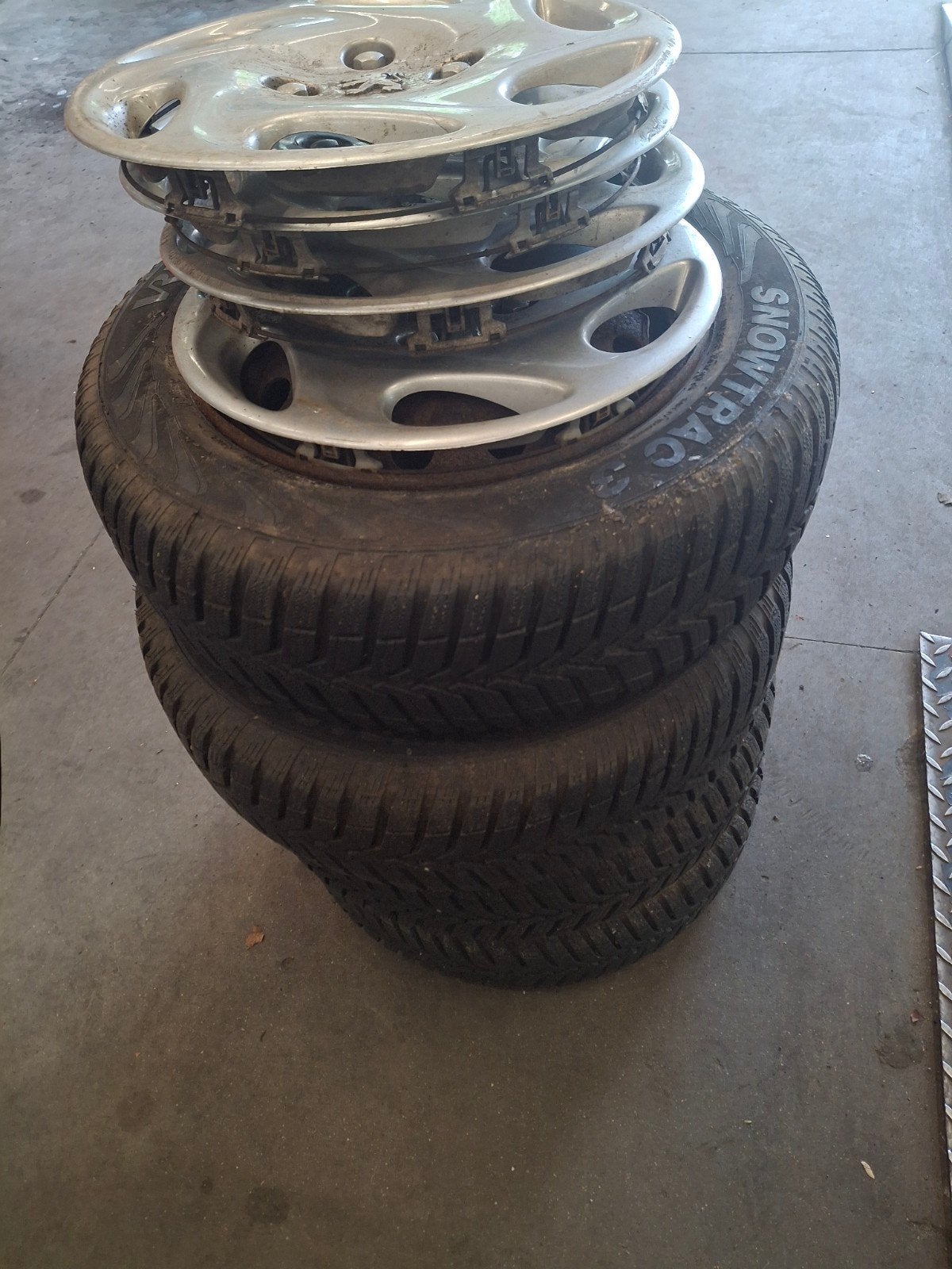 peugeot 206 wiel +wiel doppen, Ophalen of Verzenden