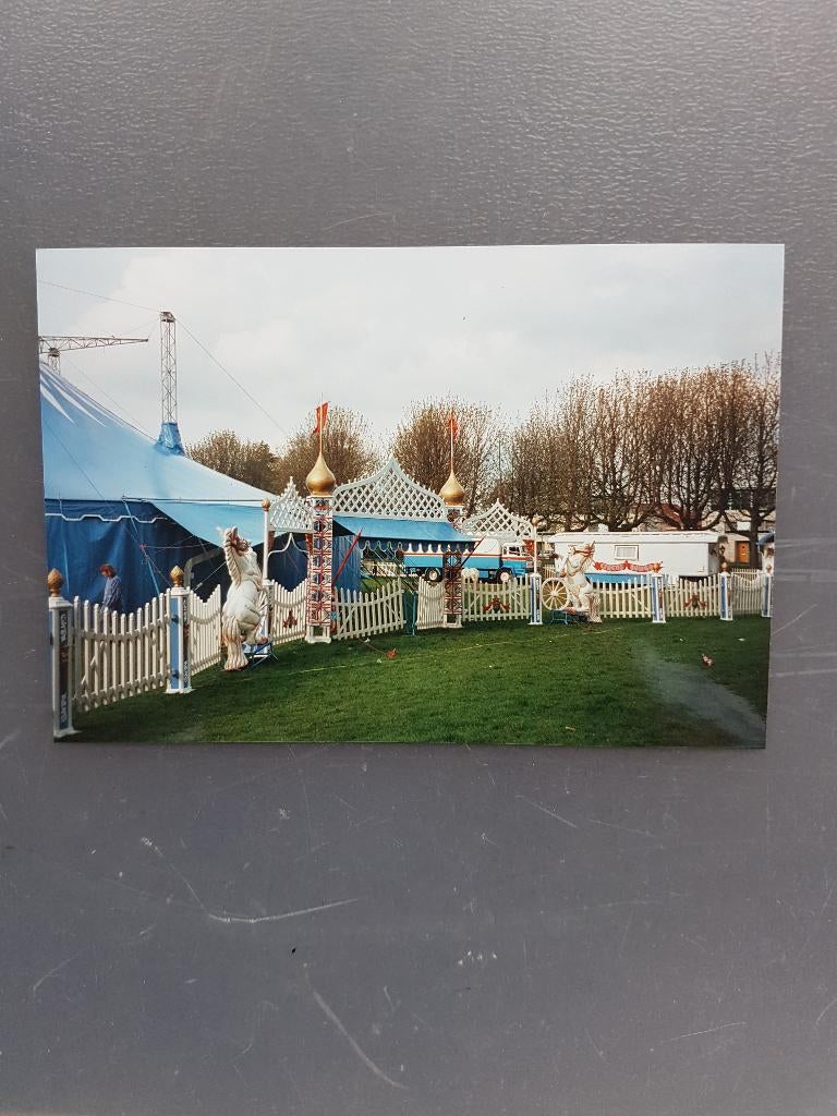 Circus/ foto`s Circus Bongo in Wijchen in 1998., Ophalen of Verzenden, Zo goed als nieuw