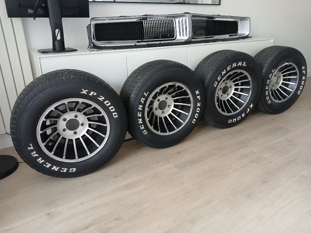 4 SETS Mopar Vector 5x4,5 Chevy Pontiac Rally 5x4,75 5x127, Auto-onderdelen, Banden en Velgen, Ophalen, Gebruikt, 15 inch, 275 mm