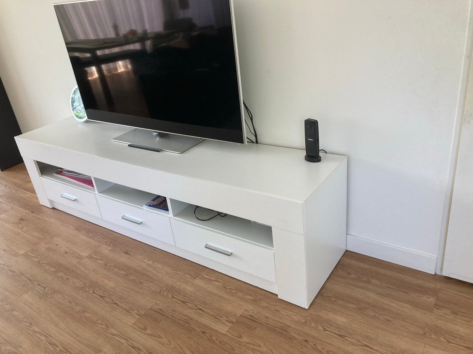 Dressoir / tv meubel / Wit Lowboard 3 Laden&3 Vakken OTTO, Ophalen, Gebruikt, 200 cm of meer, Minder dan 100 cm