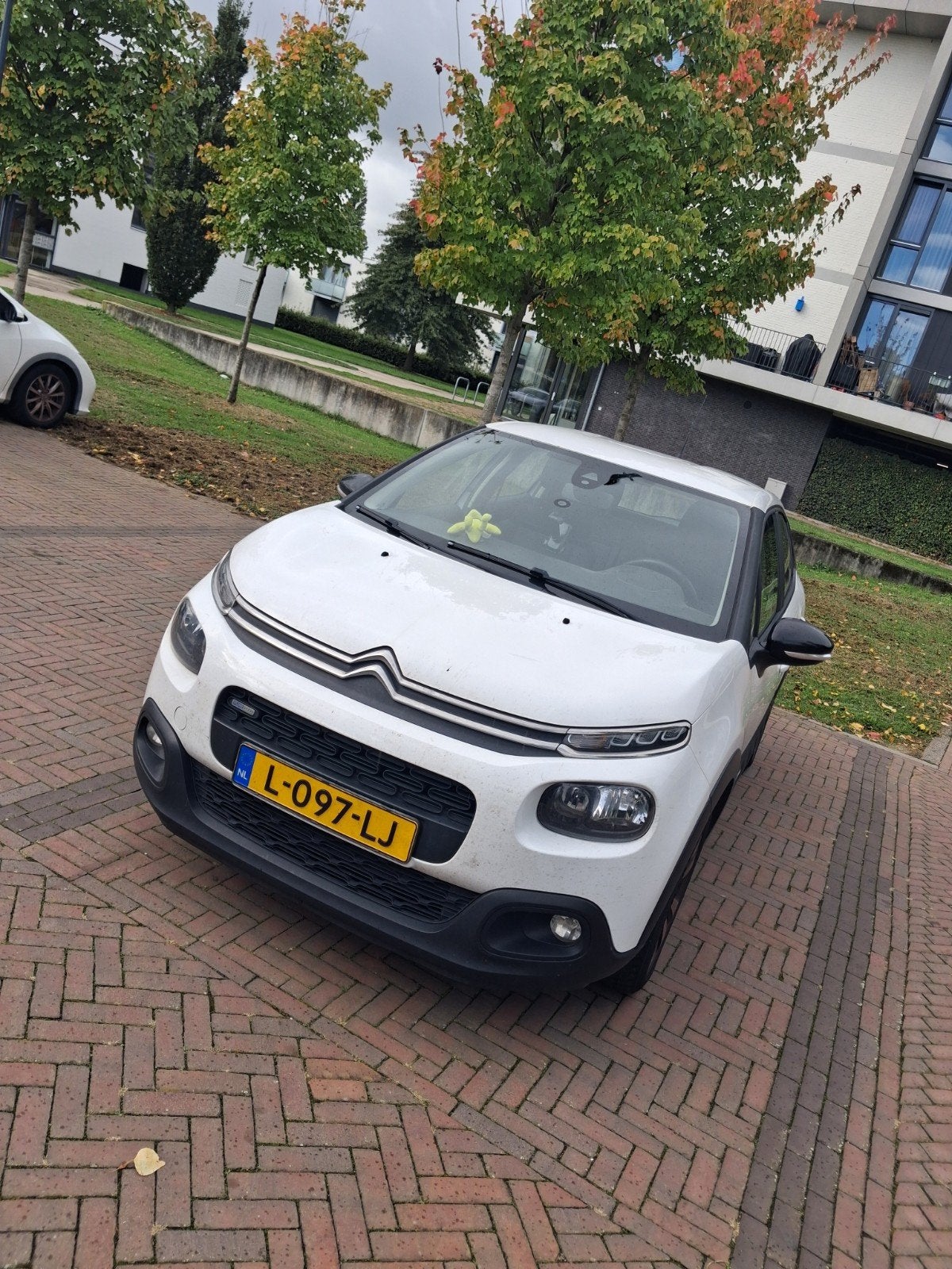 Citroën C3 1.2 Puretech 68pk 2017 Wit, 450 kg, 40 €/maand, Zwart, 1199 cc