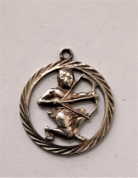 Prachtige vintage zilveren Sterrenbeeldhanger Weegschaal 835, Ophalen of Verzenden, Zo goed als nieuw, Kruis of Symbool, Zilver
