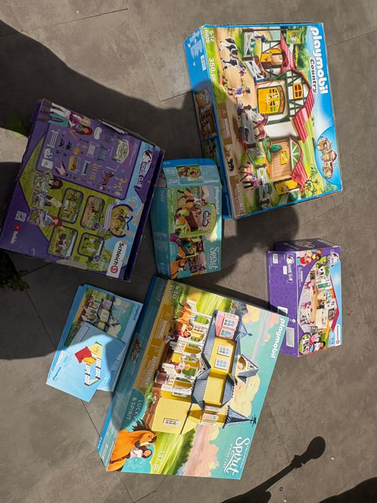 Grote Schleich en Playmobil set - Paarden en Boerderij, Kinderen en Baby's, Speelgoed | Overig, Ophalen of Verzenden, Gebruikt