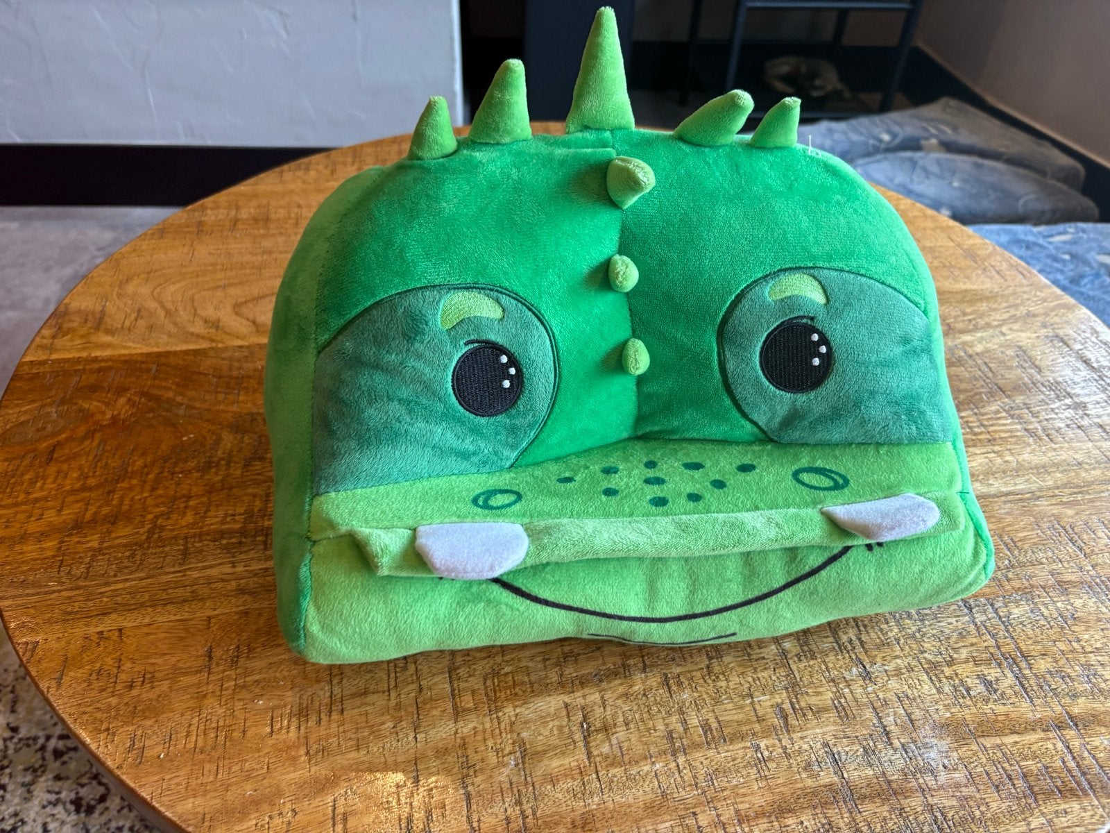 Leuke Tablet Standaard voor Kinderen - Groene Draak, Ophalen of Verzenden, Zo goed als nieuw, 10 inch, Overige typen
