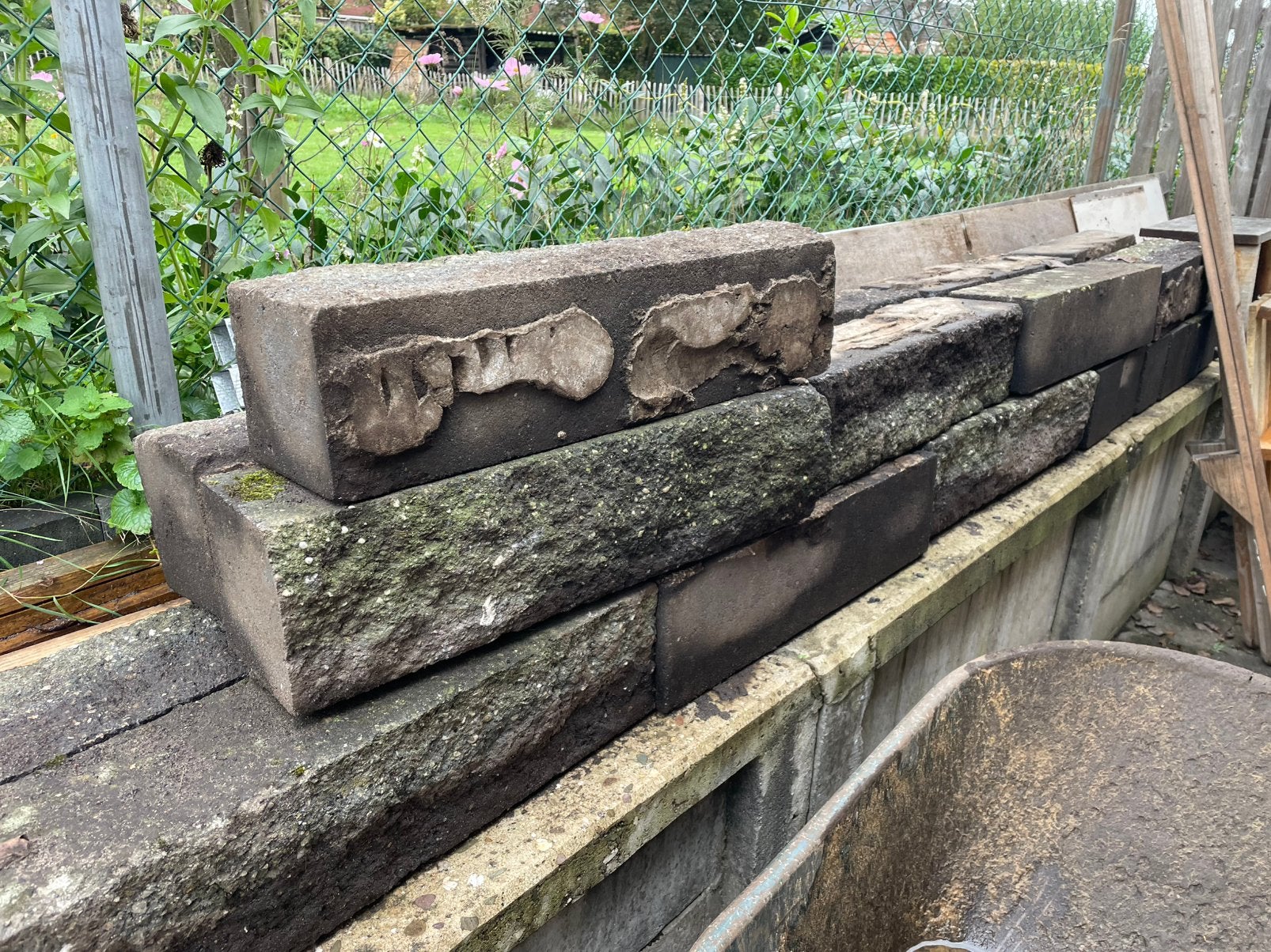 Border rand afwerking 19 stuks gratis afhalen, Tuin en Terras, Ophalen, Zo goed als nieuw, Minder dan 100 cm, Minder dan 25 cm