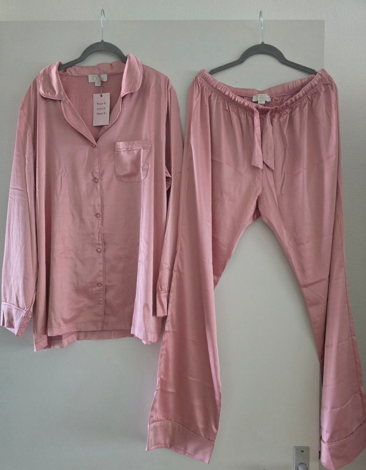 Le Olive Pyjama Powder Pink Long - Nieuw met kaartjes, Verzenden