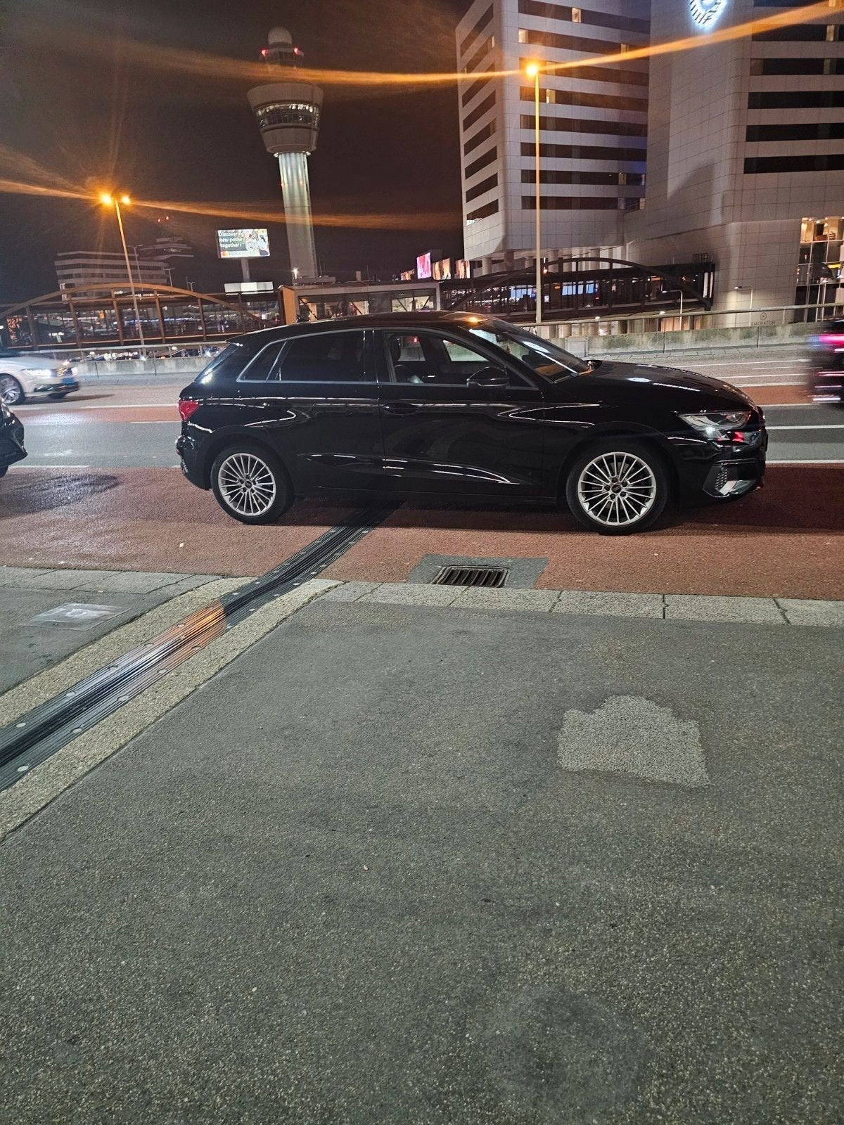Audi A3 30 Tfsi 110pk 2021 Zwart, Auto's, Audi, Voorwielaandrijving, 1195 kg, Zwart, Zwart