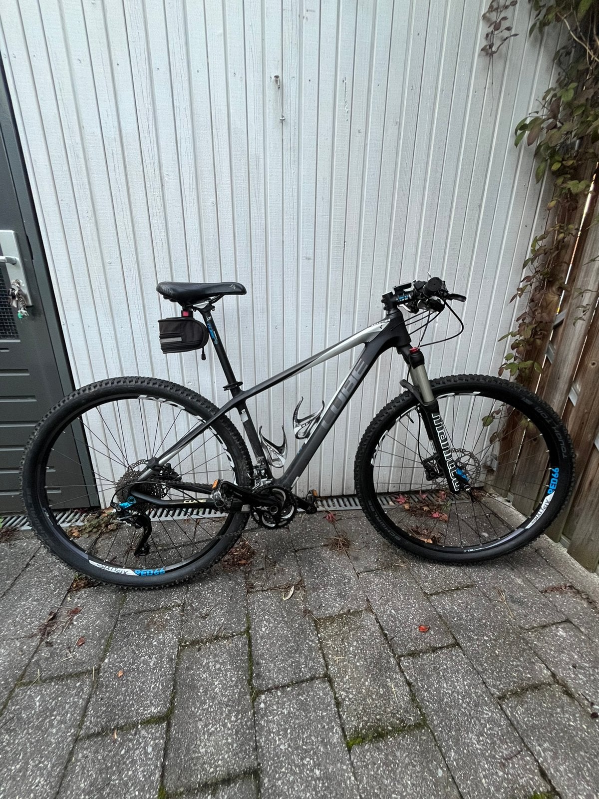 Manitou - CUBE reaction mountainbike 29 inch - zwart/grijs, Fietsen en Brommers, Ophalen, Overige merken