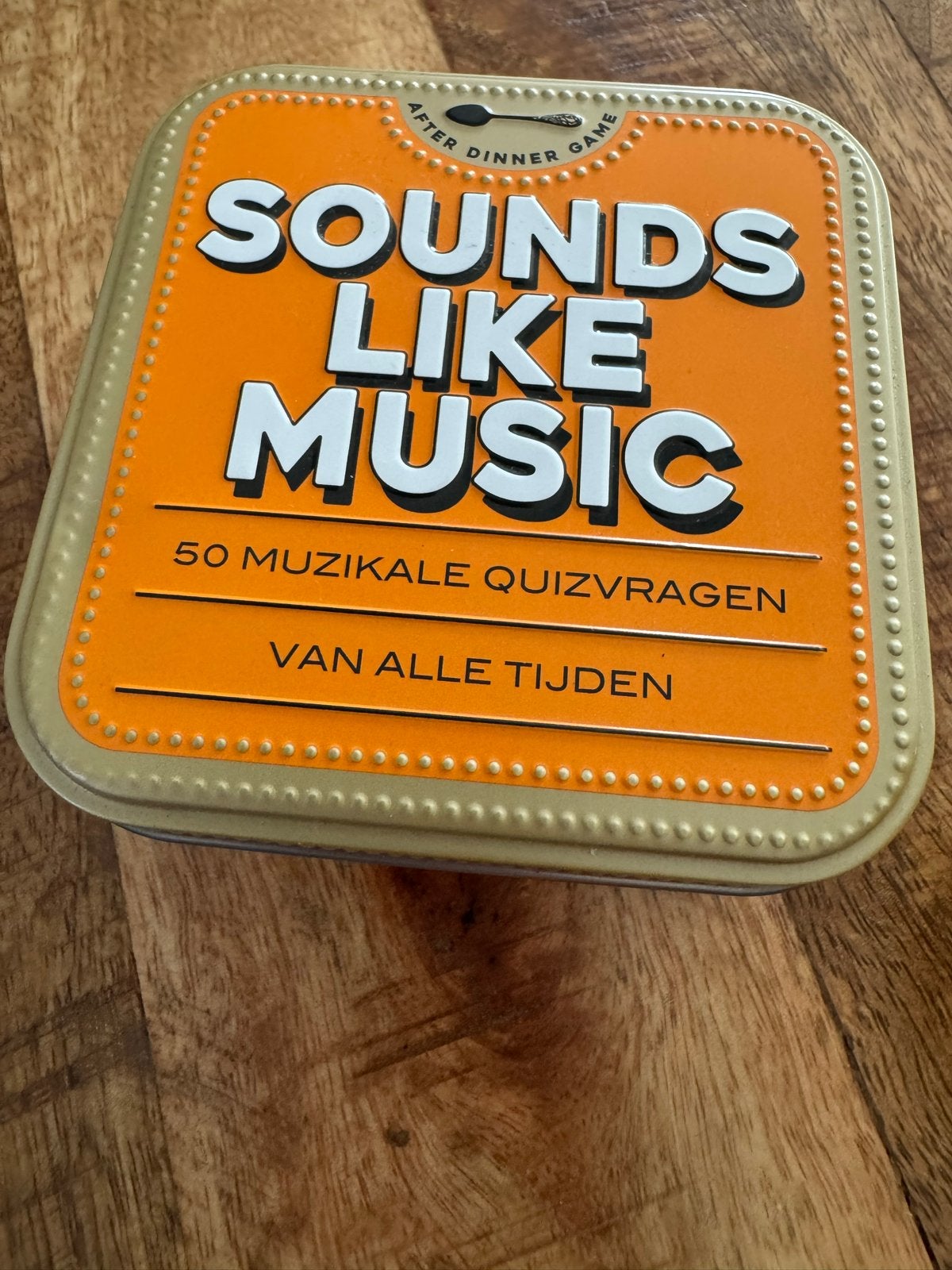 Sounds Like Music - After Dinner Game Quiz, Een of twee spelers, Ophalen of Verzenden, Nieuw, Reisspel