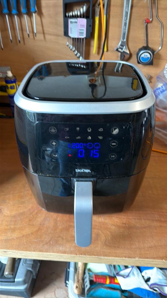 Blokker Airfryer 1800watt, Ophalen, Gebruikt, Airfryer, 750 t/m 999 gram