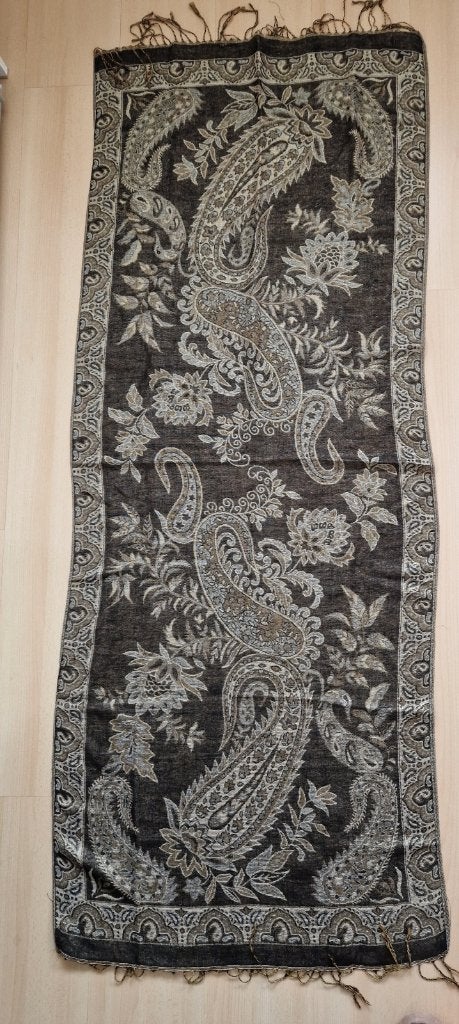Pashmina sjaal / omslagdoek, Kleding | Dames, Mutsen, Sjaals en Handschoenen, Ophalen of Verzenden, Zo goed als nieuw, Maat 46/48 (XL) of groter