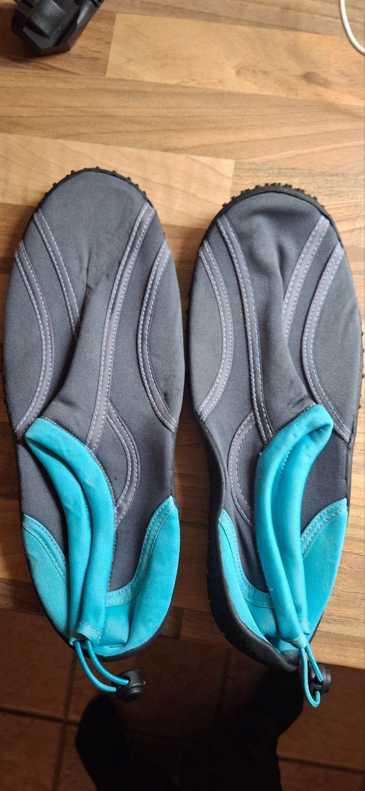 Waterschoenen maat 38 - Slechts 1 vakantie gedragen, Watersport en Boten, Watersportkleding, Ophalen of Verzenden, Zo goed als nieuw