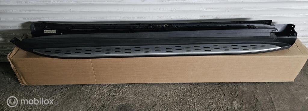 Mercedes GLS Zijskirt links rechts W166 X166 A1666980525, Gebruikt, Ophalen of Verzenden
