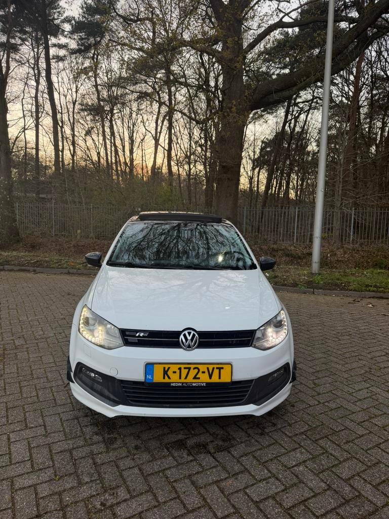 Volkswagen Polo 1.2 TSI DSG R-line, Stof, 40 €/maand, Zwart, 4 cilinders