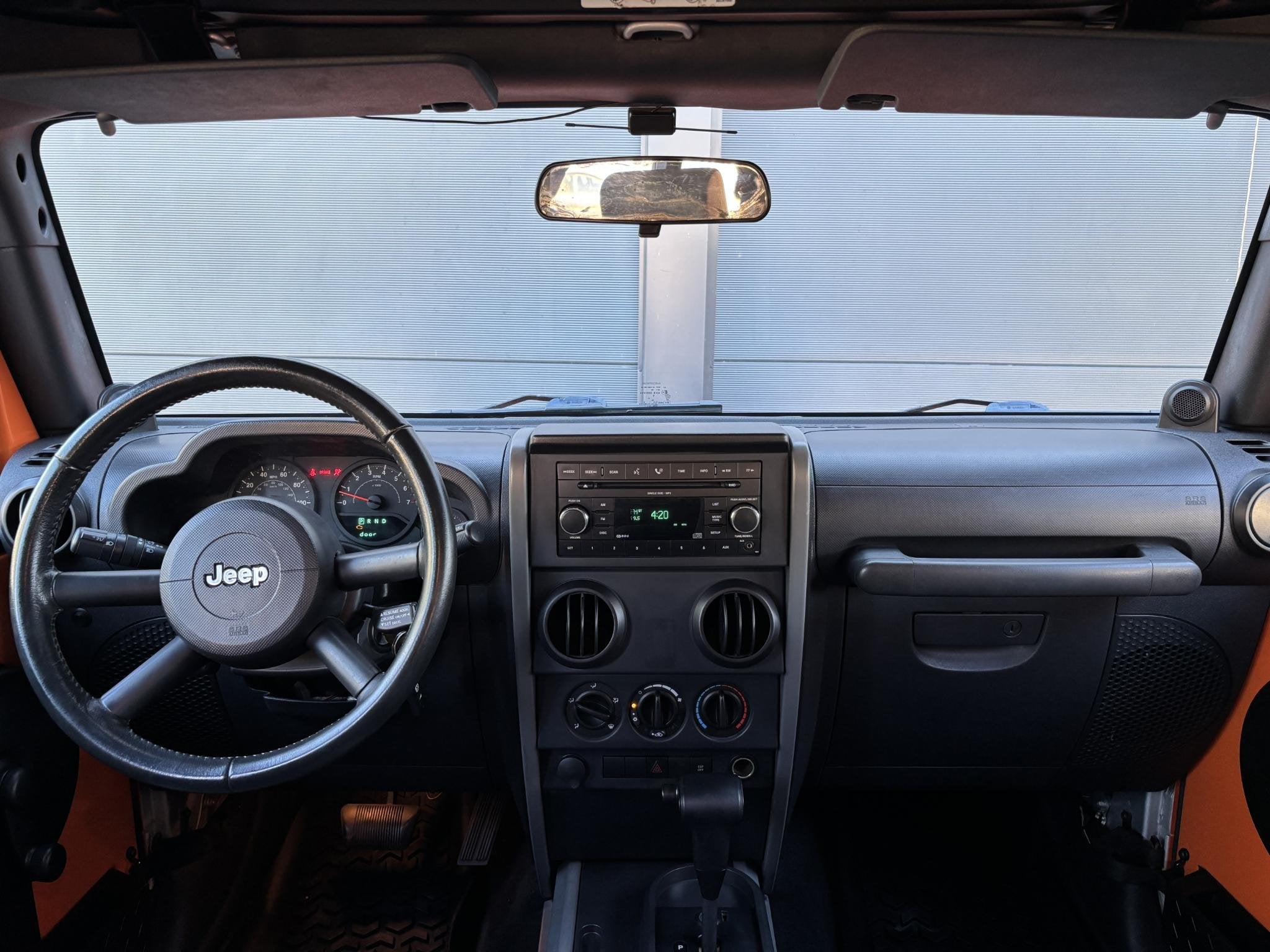 Jeep Wrangler Unlimited 3.8 Sport, 3778 cc, Gebruikt, 1770 kg, Bedrijf