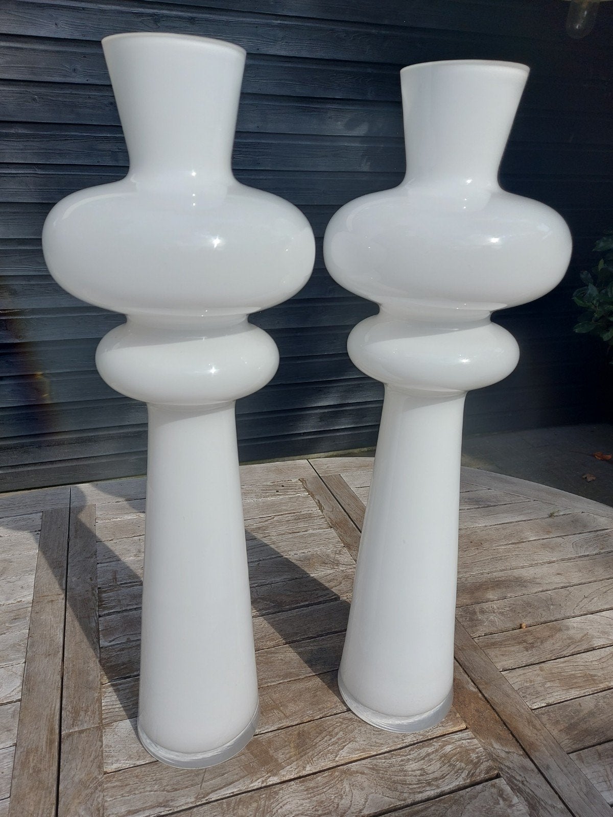 Set van 2 grote opaline glazen vazen, Ophalen, 69 cm, Wit, Glas